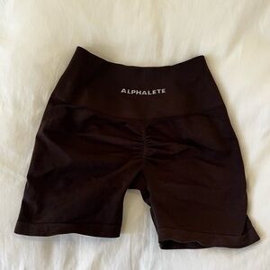 Alphalete Amplify short